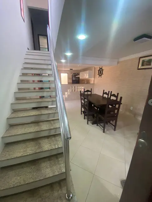 Foto 5 de Casa com 4 quartos à venda, 180m2 em Vila Blanche, Cabo Frio - RJ
