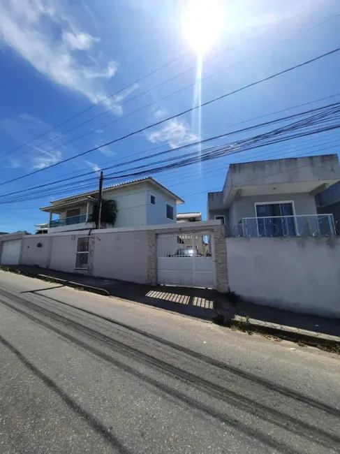 Foto 2 de Sobrado com 3 quartos à venda, 107m2 em Peró, Cabo Frio - RJ