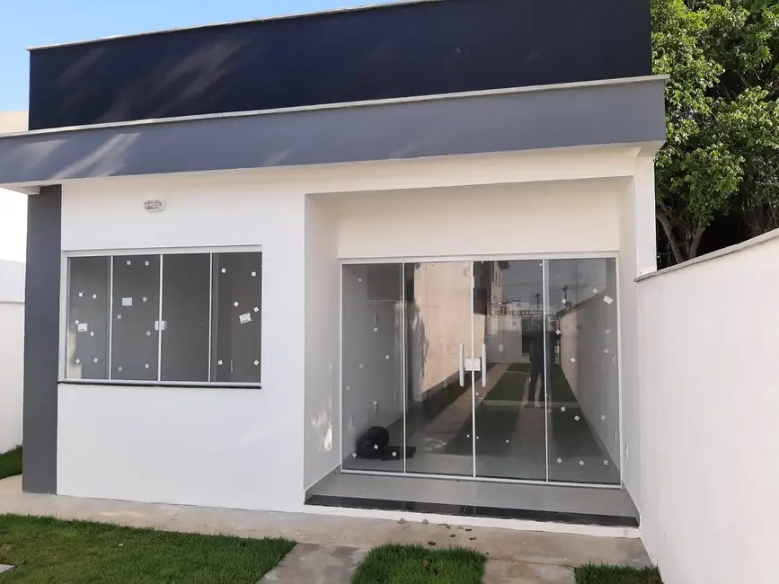 Foto 3 de Casa com 2 quartos à venda, 85m2 em Cabo Frio - RJ