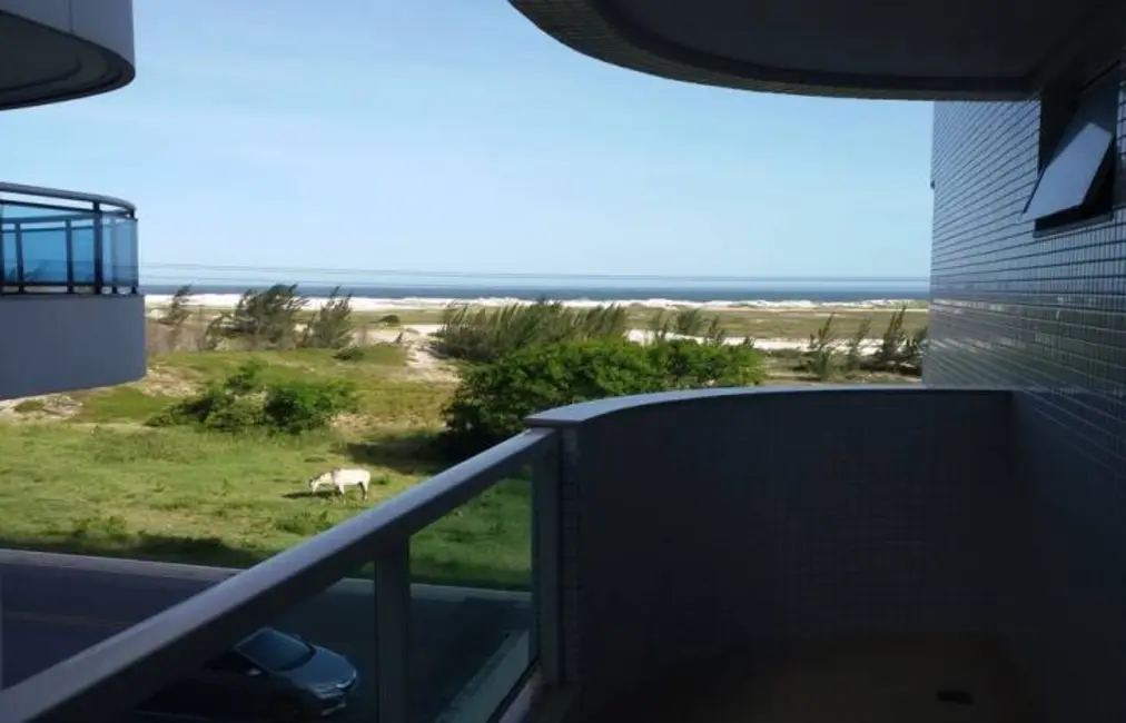 Foto 1 de Apartamento com 4 quartos à venda, 227m2 em Braga, Cabo Frio - RJ