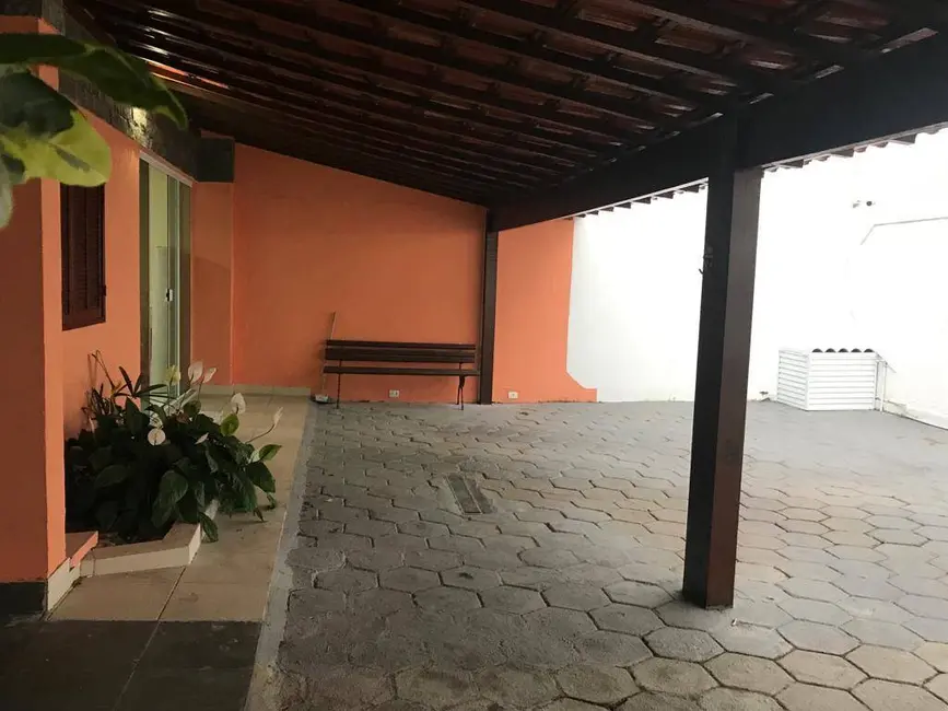 Foto 3 de Casa de Condomínio com 3 quartos à venda, 90m2 em Jardim Flamboyant, Cabo Frio - RJ