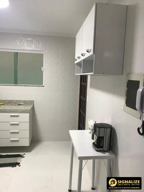 Casa de Condomínio com 3 quartos à venda, 90m2 em Jardim Flamboyant, Cabo Frio - RJ - imagem 8 Foto 8 de Casa de Condomínio com 3 quartos à venda, 90m2 em Jardim Flamboyant, Cabo Frio - RJ