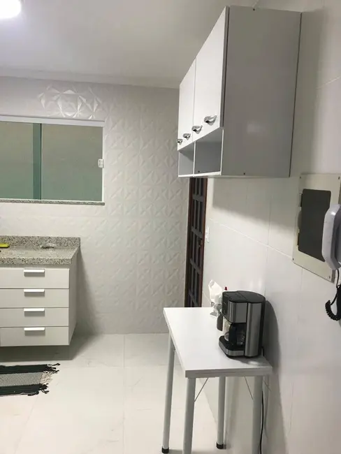 Foto 8 de Casa de Condomínio com 3 quartos à venda, 90m2 em Jardim Flamboyant, Cabo Frio - RJ