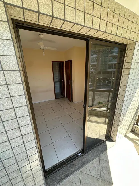 Foto 9 de Apartamento com 3 quartos para alugar, 100m2 em Braga, Cabo Frio - RJ