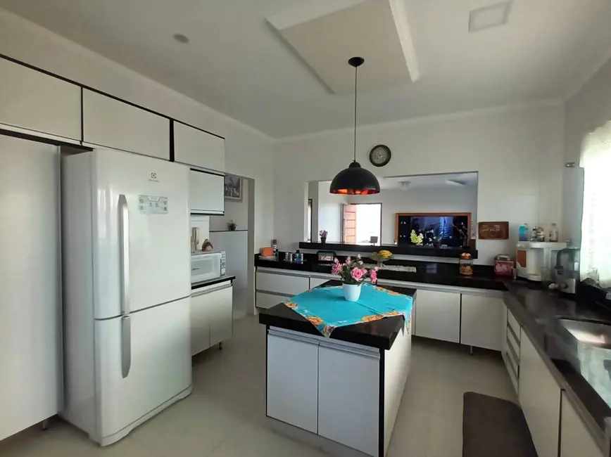 Foto 6 de Casa de Condomínio com 3 quartos à venda, 300m2 em Peró, Cabo Frio - RJ