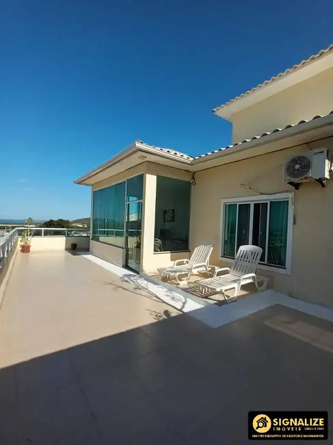 Foto 1 de Casa de Condomínio com 3 quartos à venda, 300m2 em Peró, Cabo Frio - RJ