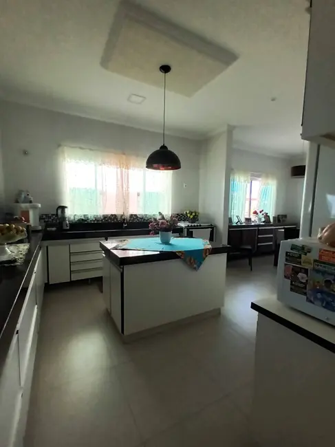 Foto 7 de Casa de Condomínio com 3 quartos à venda, 300m2 em Peró, Cabo Frio - RJ