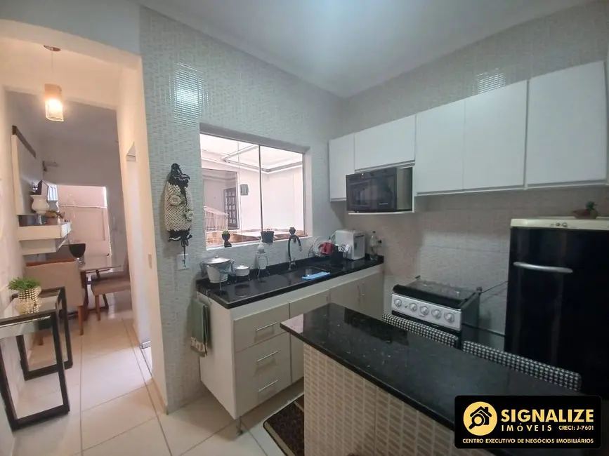 Foto 6 de Apartamento com 1 quarto à venda, 45m2 em Praia do Siqueira, Cabo Frio - RJ