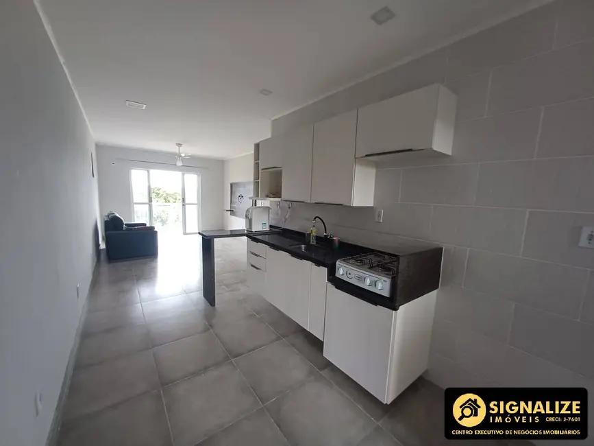 Foto 8 de Apartamento com 2 quartos à venda, 70m2 em Cabo Frio - RJ