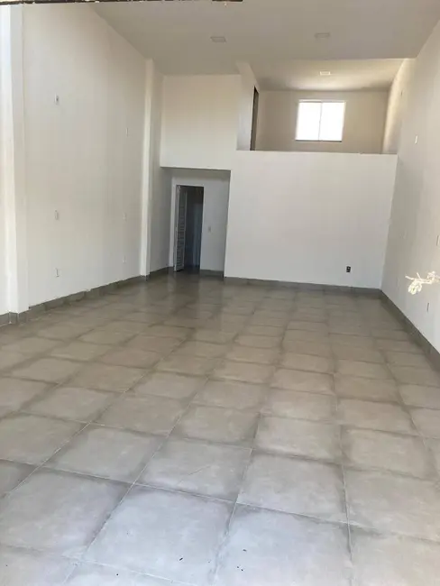 Foto 3 de Loja à venda, 40m2 em Cabo Frio - RJ