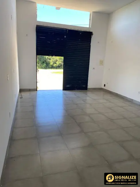 Loja à venda, 40m2 em Cabo Frio - RJ - imagem 9 Foto 9 de Loja à venda, 40m2 em Cabo Frio - RJ