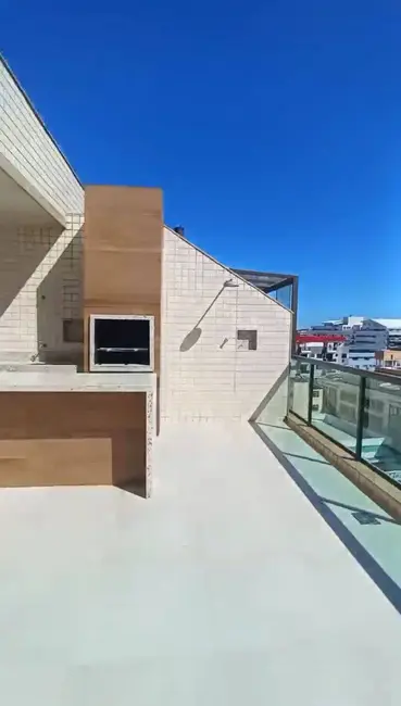 Cobertura com 3 quartos à venda, 200m2 em Centro, Cabo Frio - RJ - imagem 1 Foto 1 de Cobertura com 3 quartos à venda, 200m2 em Centro, Cabo Frio - RJ