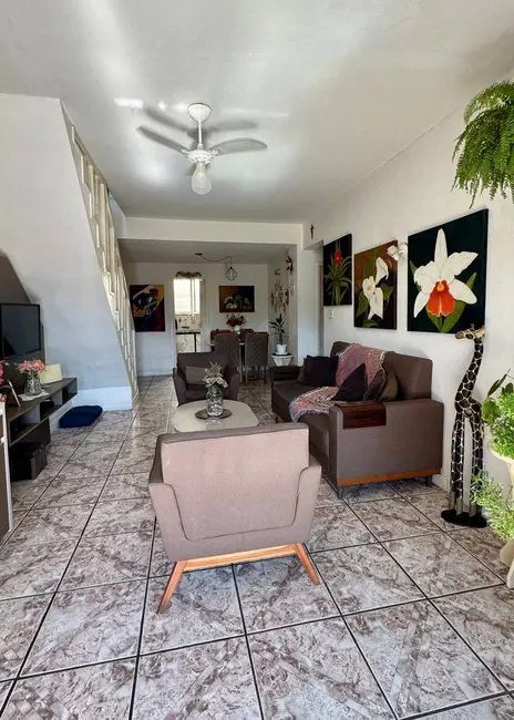 Foto 4 de Cobertura com 4 quartos à venda, 180m2 em Vila Nova, Cabo Frio - RJ