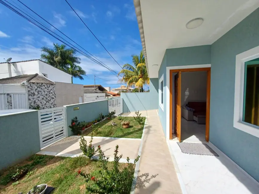 Foto 3 de Casa de Condomínio com 3 quartos à venda, 300m2 em Peró, Cabo Frio - RJ
