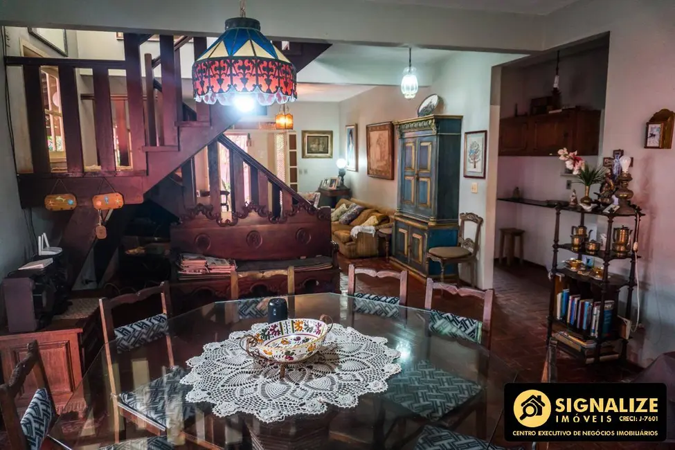 Foto 7 de Casa com 7 quartos à venda, 900m2 em Miguel Couto, Cabo Frio - RJ