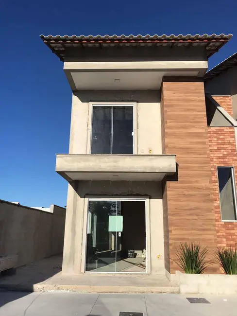 Foto 3 de Casa com 4 quartos à venda, 220m2 em Cabo Frio - RJ