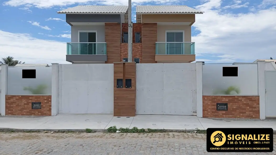 Casa com 4 quartos à venda, 220m2 em Cabo Frio - RJ - imagem 1 Foto 1 de Casa com 4 quartos à venda, 220m2 em Cabo Frio - RJ