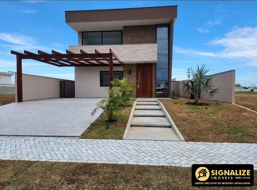 Foto 1 de Casa de Condomínio com 4 quartos à venda, 252m2 em Ogiva, Cabo Frio - RJ