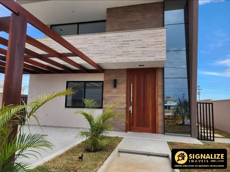 Foto 2 de Casa de Condomínio com 4 quartos à venda, 252m2 em Ogiva, Cabo Frio - RJ