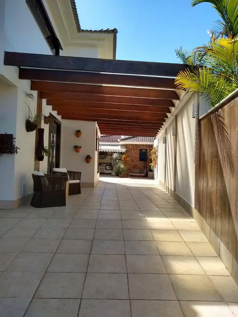 Foto 8 de Casa de Condomínio com 3 quartos à venda, 200m2 em Praia do Siqueira, Cabo Frio - RJ