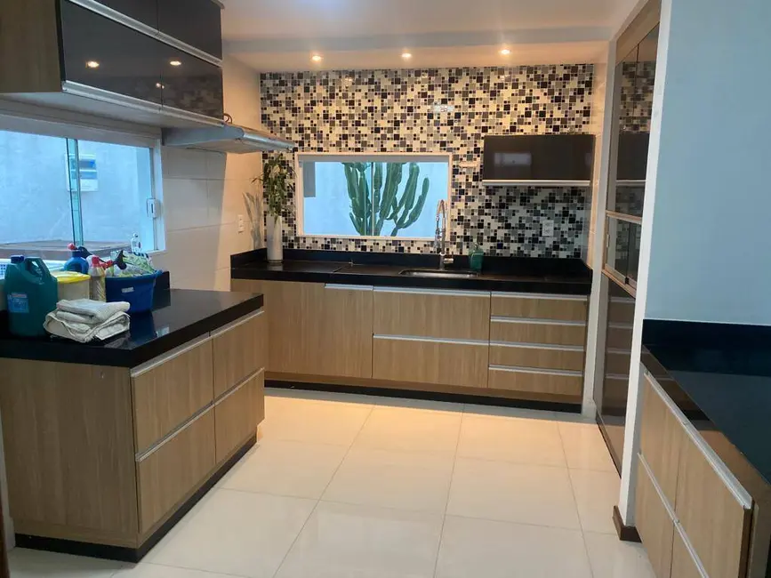 Foto 8 de Casa com 4 quartos à venda, 175m2 em Portinho, Cabo Frio - RJ