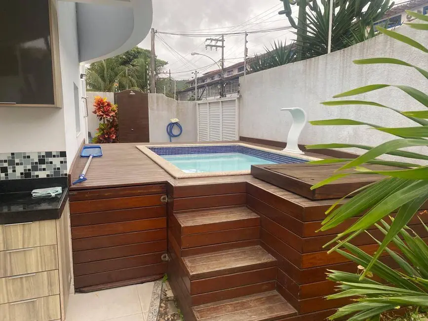Foto 3 de Casa com 4 quartos à venda, 175m2 em Portinho, Cabo Frio - RJ