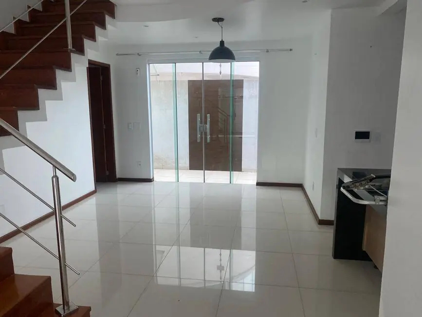 Foto 5 de Casa com 4 quartos à venda, 175m2 em Portinho, Cabo Frio - RJ