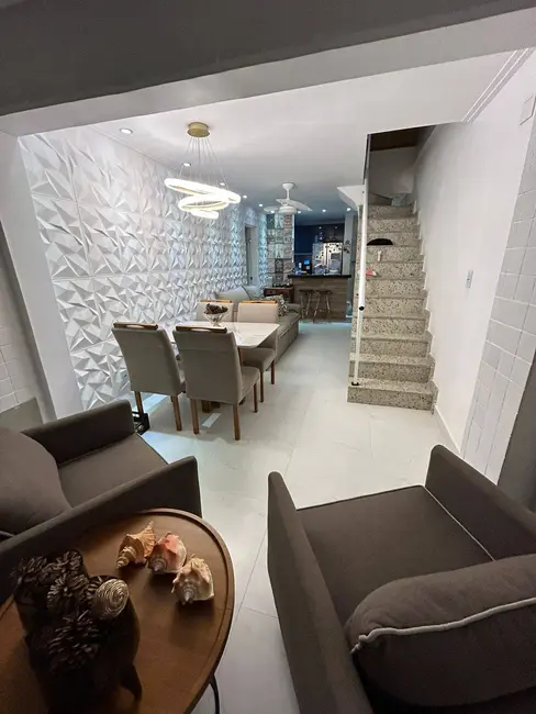 Foto 4 de Cobertura com 2 quartos à venda, 151m2 em Centro, Cabo Frio - RJ