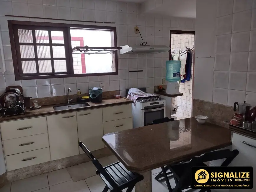 Foto 7 de Casa de Condomínio com 2 quartos à venda, 98m2 em Palmeiras, Cabo Frio - RJ