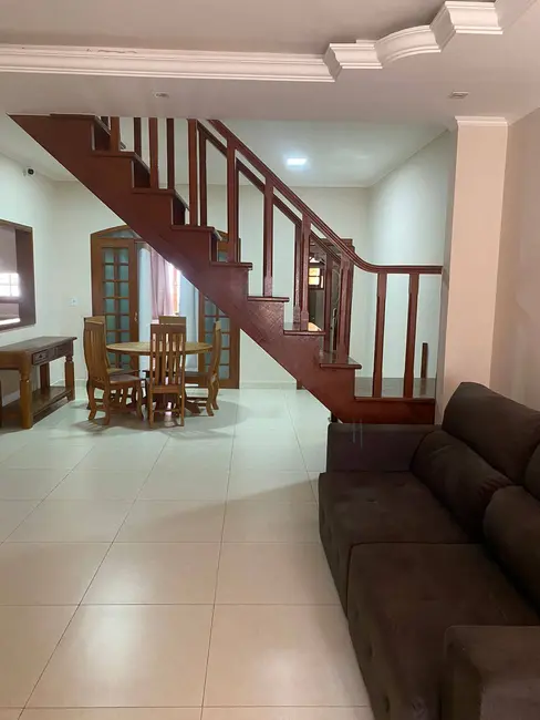 Foto 5 de Casa com 4 quartos à venda, 360m2 em Jardim Excelsior, Cabo Frio - RJ