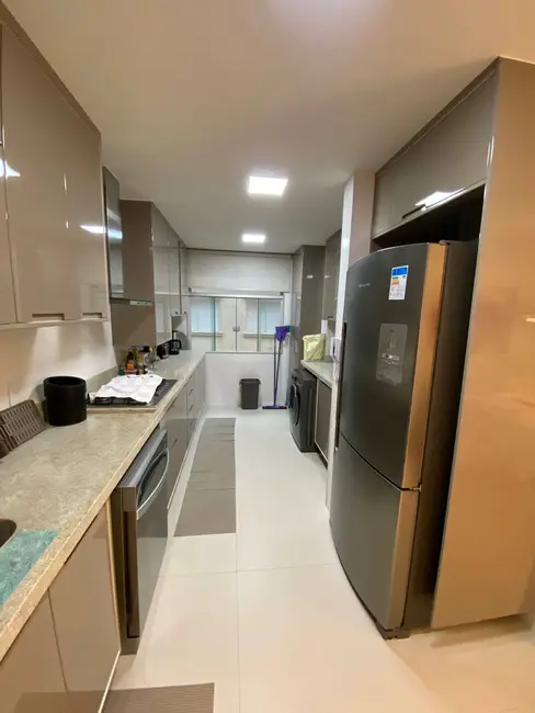 Foto 9 de Apartamento com 3 quartos à venda, 182m2 em Vila Nova, Cabo Frio - RJ