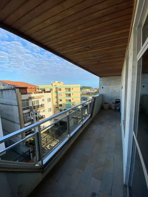 Foto 3 de Apartamento com 3 quartos à venda, 150m2 em Passagem, Cabo Frio - RJ