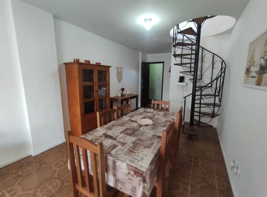 Foto 5 de Apartamento com 3 quartos à venda, 165m2 em São Bento, Cabo Frio - RJ