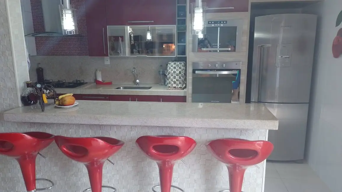 Foto 1 de Casa de Condomínio com 3 quartos à venda, 88m2 em Ogiva, Cabo Frio - RJ