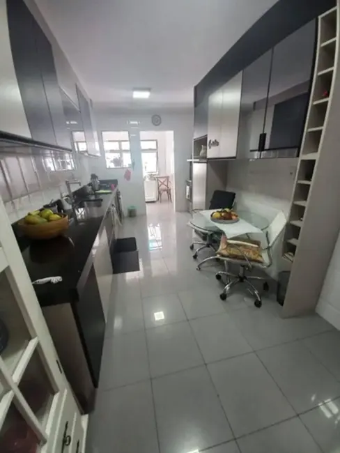 Foto 6 de Apartamento com 3 quartos à venda, 152m2 em São Bento, Cabo Frio - RJ