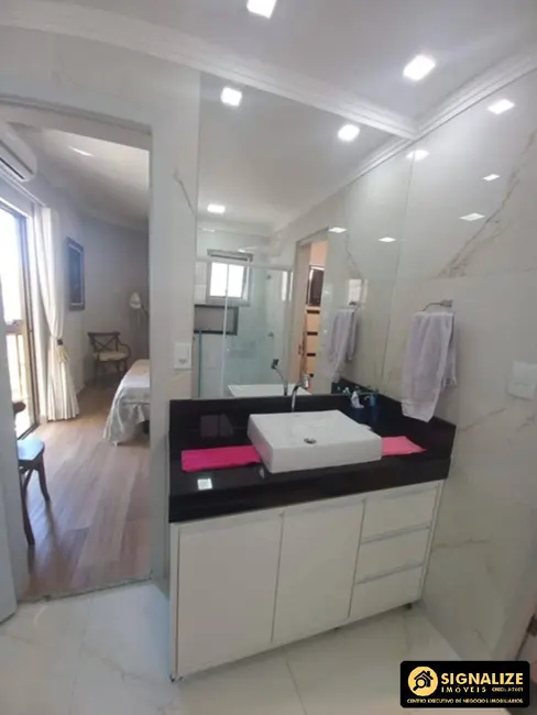 Foto 9 de Apartamento com 3 quartos à venda, 152m2 em São Bento, Cabo Frio - RJ