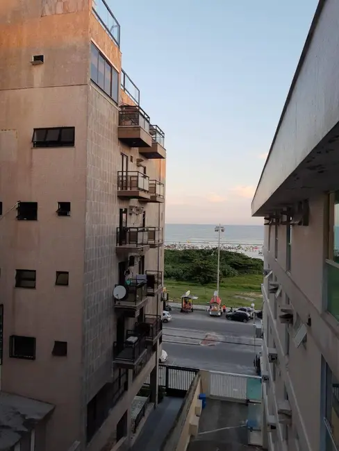 Foto 2 de Apartamento com 3 quartos à venda, 105m2 em Passagem, Cabo Frio - RJ