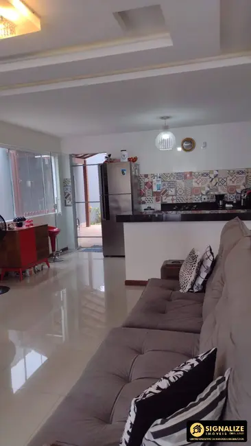 Casa de Condomínio com 3 quartos à venda, 300m2 em Ogiva, Cabo Frio - RJ - imagem 6 Foto 6 de Casa de Condomínio com 3 quartos à venda, 300m2 em Ogiva, Cabo Frio - RJ