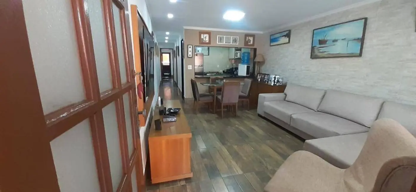 Foto 4 de Casa de Condomínio com 1 quarto à venda, 53m2 em Ogiva, Cabo Frio - RJ