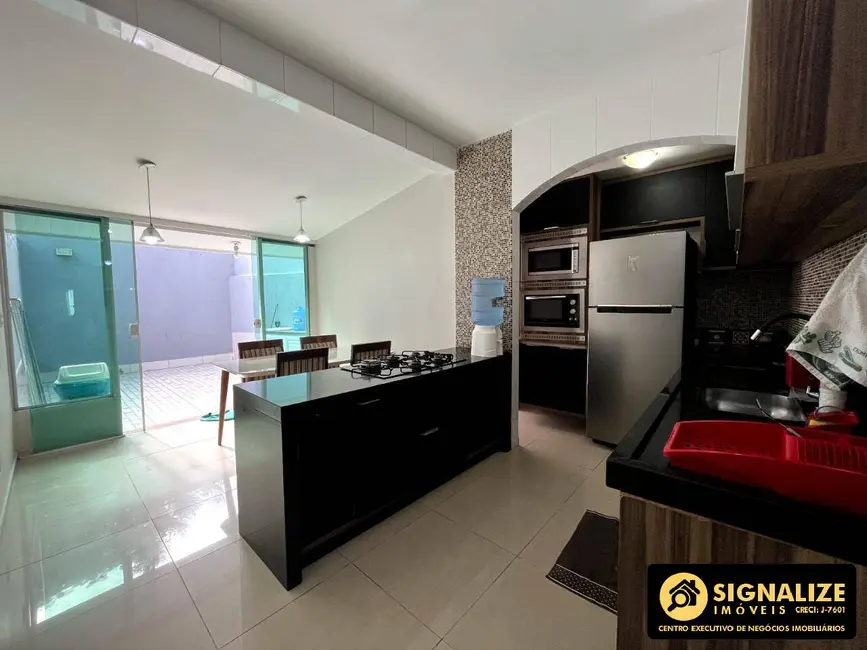 Casa com 4 quartos à venda, 325m2 em Palmeiras, Cabo Frio - RJ - imagem 7 Foto 7 de Casa com 4 quartos à venda, 325m2 em Palmeiras, Cabo Frio - RJ