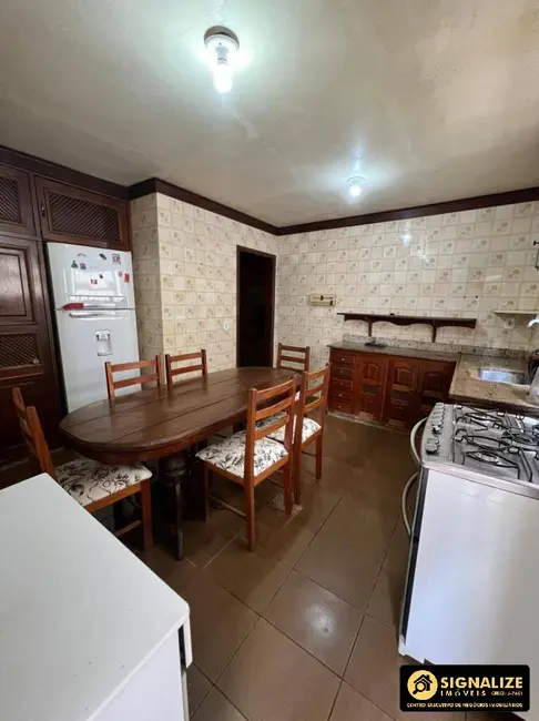 Casa com 6 quartos para alugar, 200m2 em Centro, Cabo Frio - RJ - imagem 5 Foto 5 de Casa com 6 quartos para alugar, 200m2 em Centro, Cabo Frio - RJ