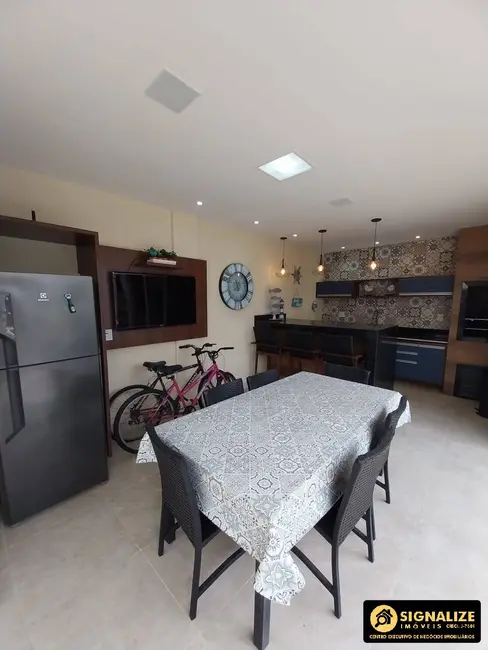 Foto 9 de Casa com 4 quartos à venda, 450m2 em Cabo Frio - RJ