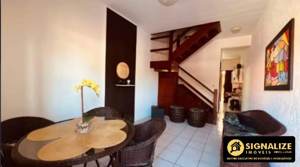 Foto 4 de Casa de Condomínio com 2 quartos à venda, 68m2 em Ogiva, Cabo Frio - RJ