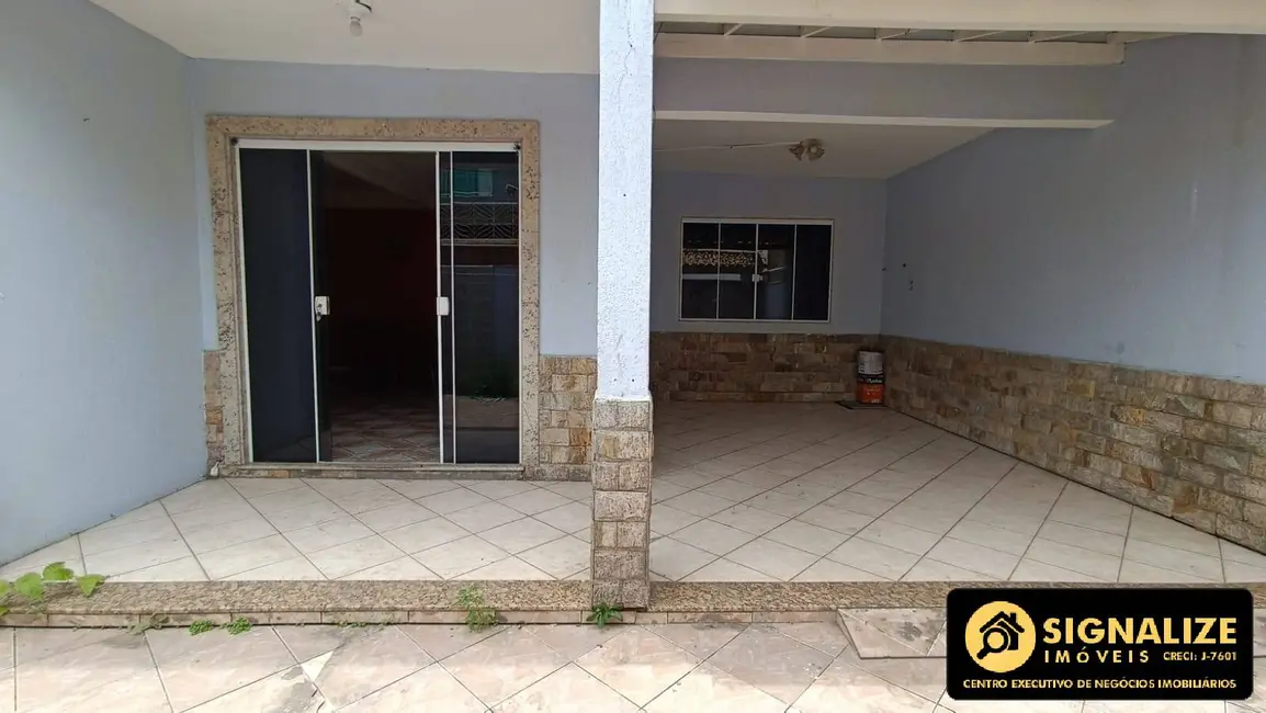 Foto 2 de Casa com 3 quartos à venda, 120m2 em Peró, Cabo Frio - RJ