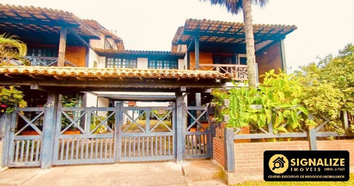 Foto 1 de Casa com 4 quartos à venda, 180m2 em Ogiva, Cabo Frio - RJ