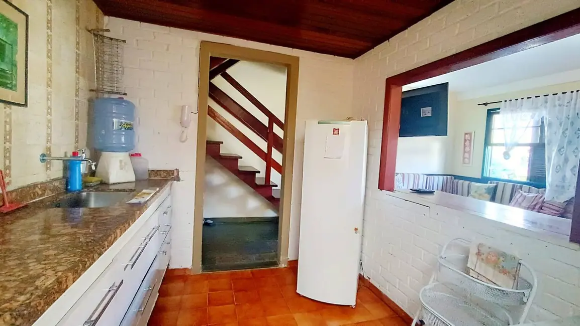 Foto 9 de Casa de Condomínio com 3 quartos à venda, 1249m2 em Peró, Cabo Frio - RJ