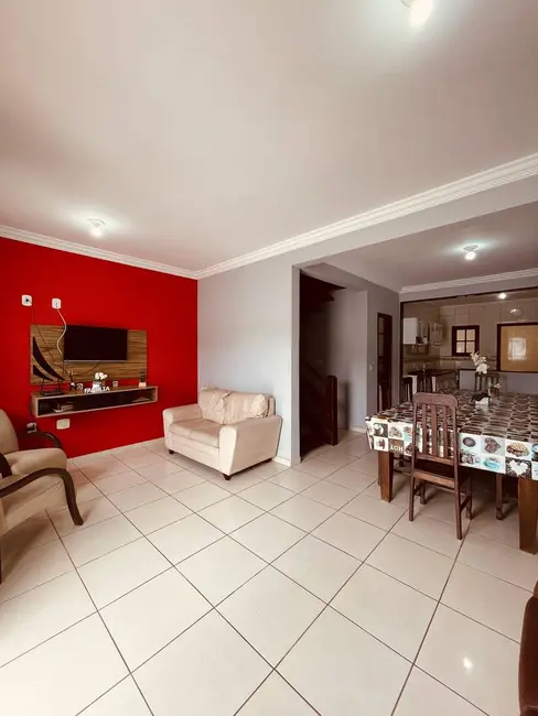 Foto 3 de Casa de Condomínio com 5 quartos à venda, 179m2 em Ogiva, Cabo Frio - RJ