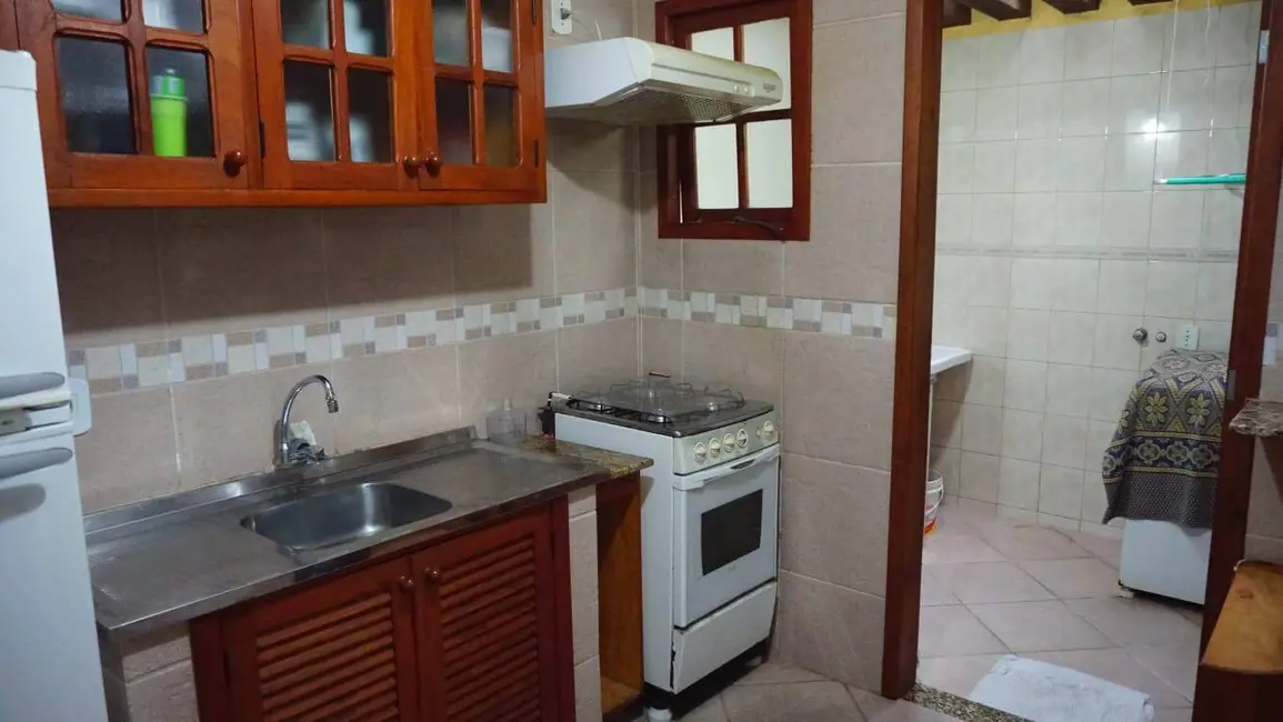 Foto 9 de Casa de Condomínio com 3 quartos à venda, 88m2 em Braga, Cabo Frio - RJ