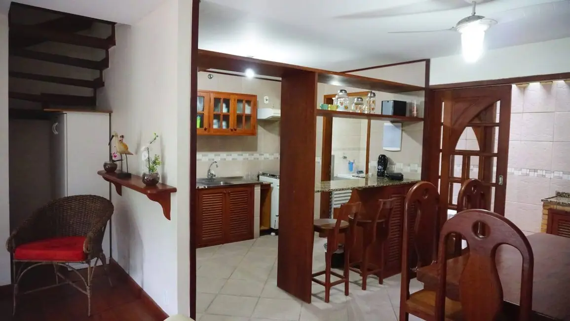 Foto 5 de Casa de Condomínio com 3 quartos à venda, 88m2 em Braga, Cabo Frio - RJ