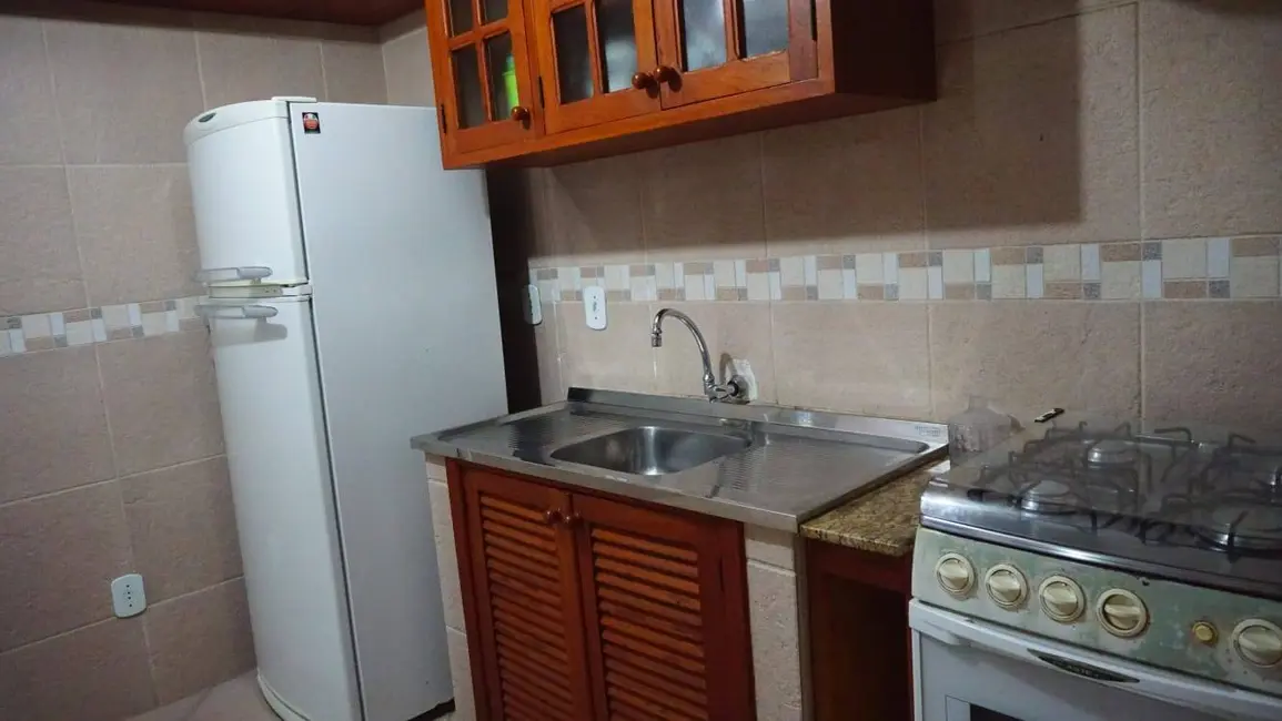 Foto 8 de Casa de Condomínio com 3 quartos à venda, 88m2 em Braga, Cabo Frio - RJ